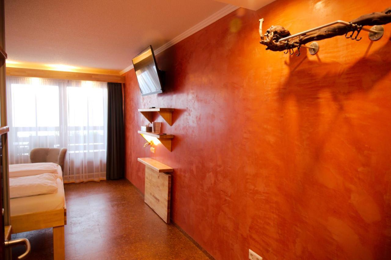 Kapuzinergarten Panoramahotel Breisach Экстерьер фото